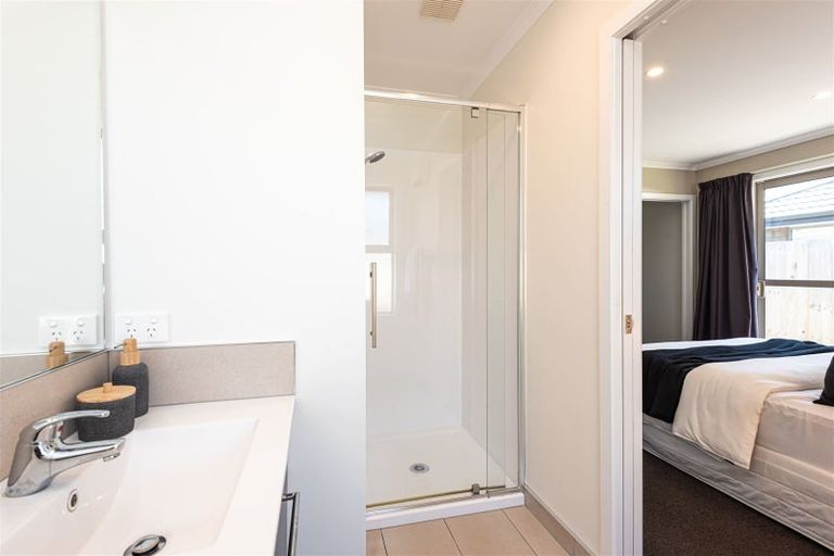 Photo of property in 14 Bradwell Crescent, Halswell, Christchurch, 8025