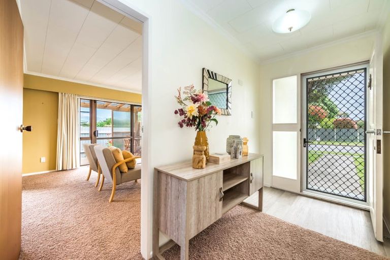 Photo of property in 2b Tawa Street, Waikanae, 5036