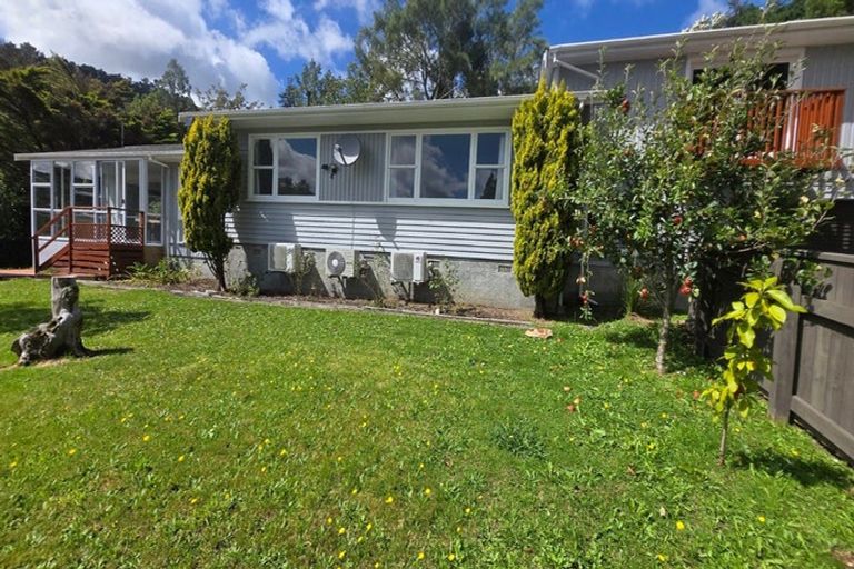 Photo of property in 470e Stokes Valley Road, Stokes Valley, Lower Hutt, 5019