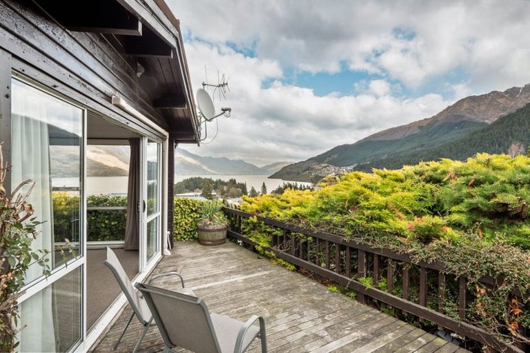 Photo of property in 28 Dublin Street, Queenstown, 9300