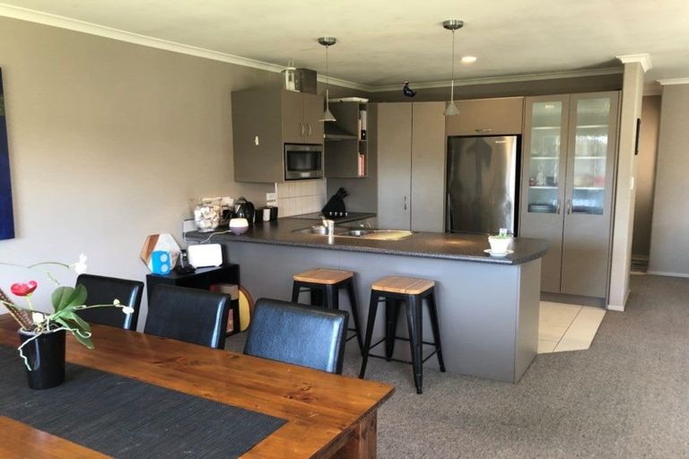 Photo of property in 5 Grabella Place, Papamoa Beach, Papamoa, 3118