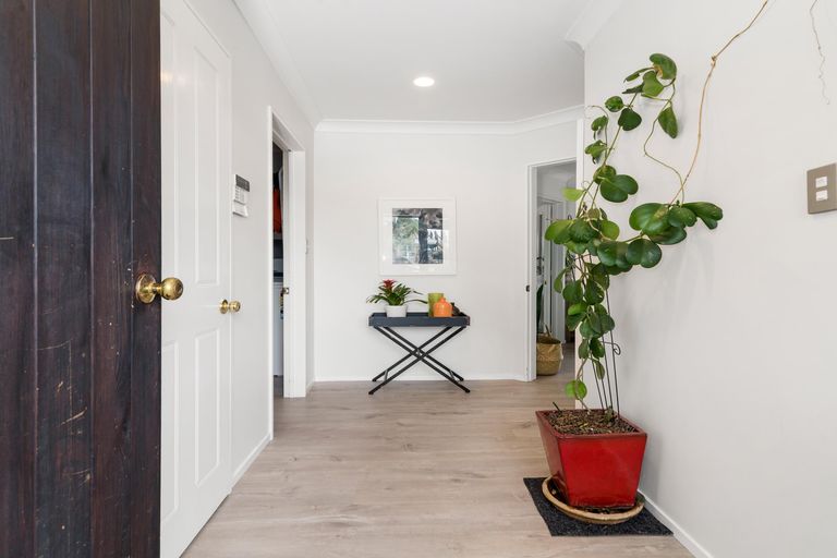 Photo of property in 71 Basley Road, Owhata, Rotorua, 3010