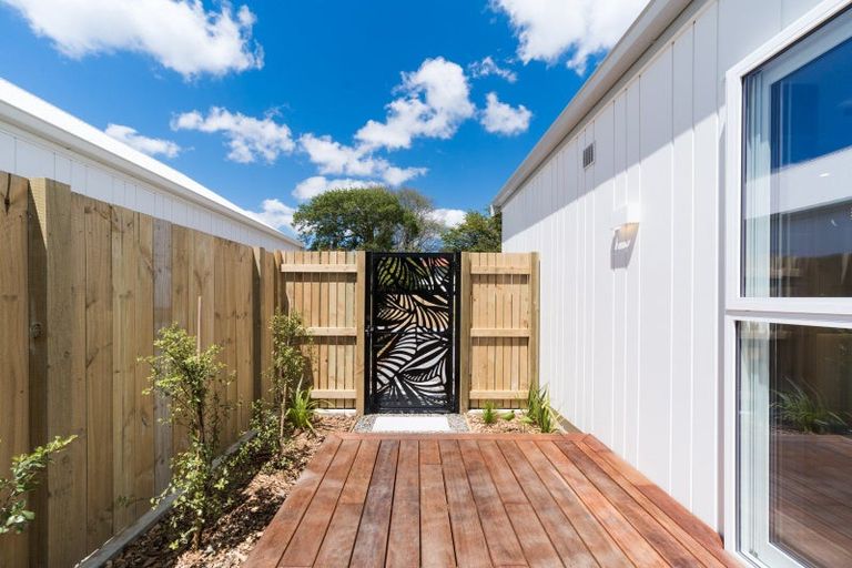 Photo of property in 42c Batt Street, West End, Palmerston North, 4410