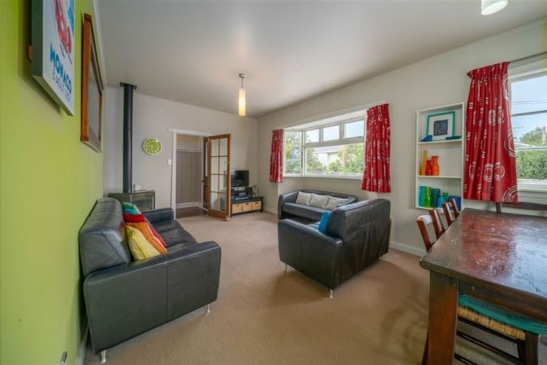 Photo of property in 15 Aorangi Road, Bryndwr, Christchurch, 8053