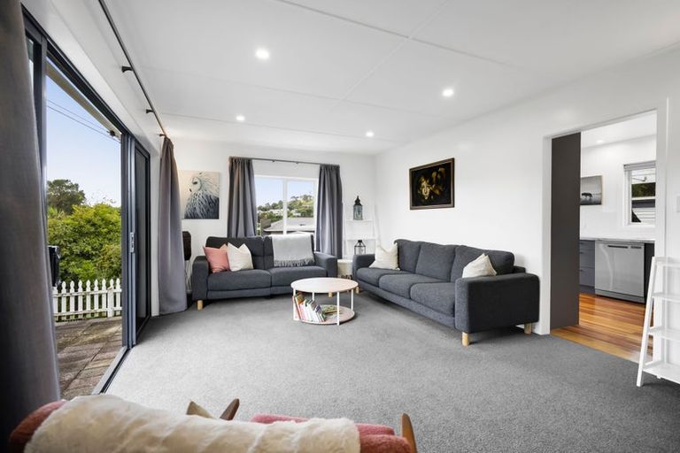 Photo of property in 120 Omata Road, Marfell, New Plymouth, 4310