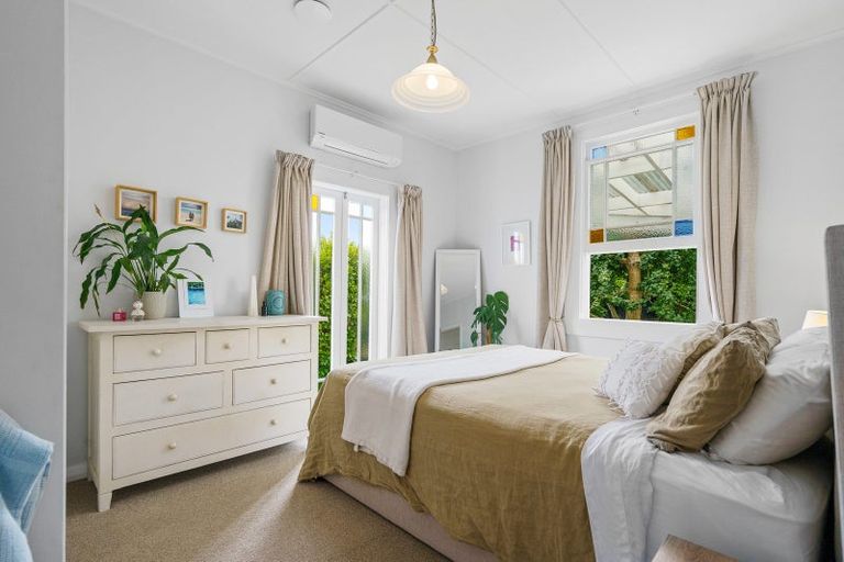 Photo of property in 92 Williams Street, Cambridge, 3434