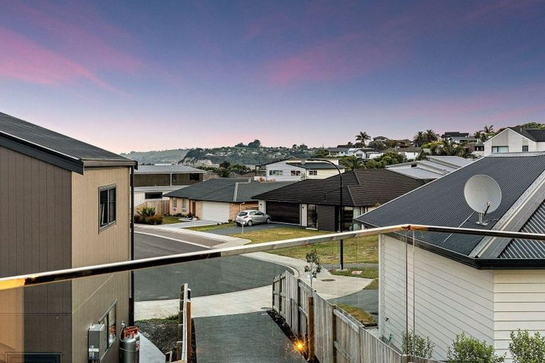 Photo of property in 22 Trevally Place, Snells Beach, 0920