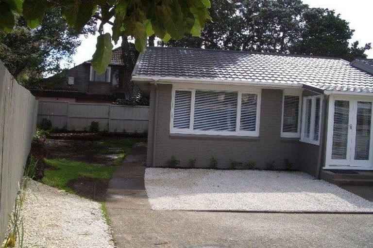 Photo of property in 1/12a Sanders Avenue, Takapuna, Auckland, 0622