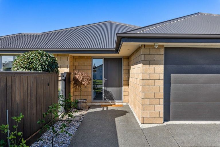 Photo of property in 25 Elba Crescent, Halswell, Christchurch, 8025