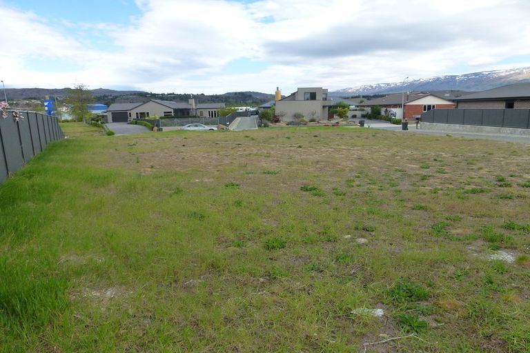 Photo of property in 16 Larch Crescent, Alexandra, 9320