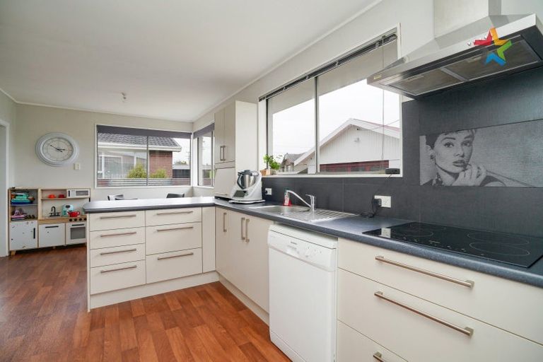 Photo of property in 6 Paisley Street, Kew, Invercargill, 9812
