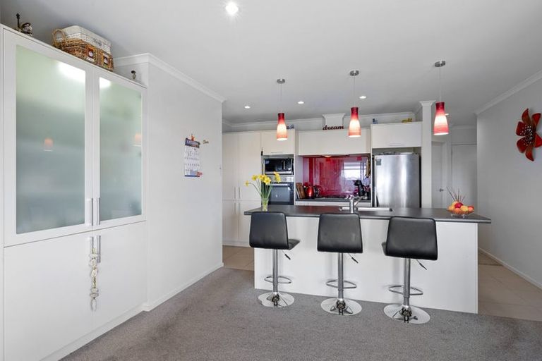 Photo of property in 476 Mangorei Road, Highlands Park, New Plymouth, 4312