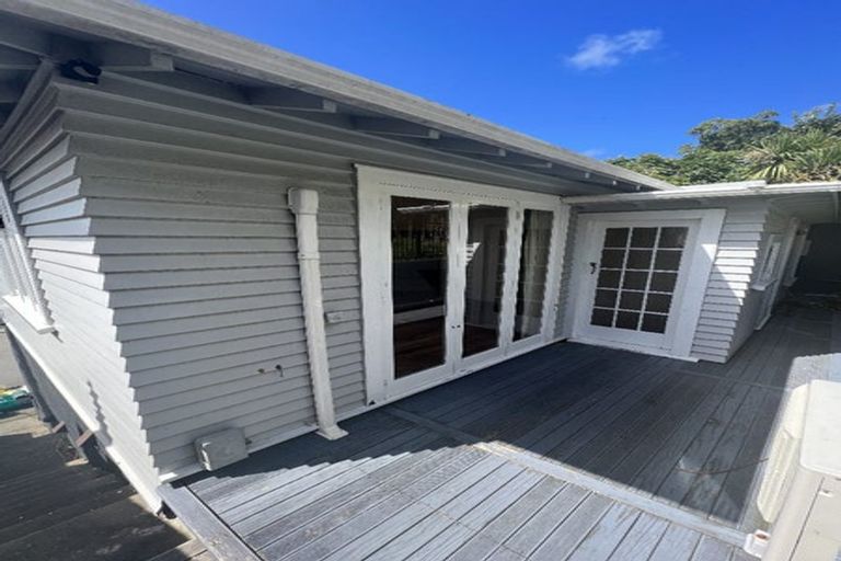 Photo of property in 24 Myrtle Crescent, Mount Cook, Wellington, 6021