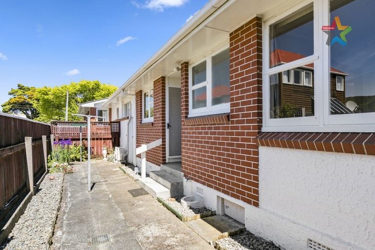 Photo of property in 87 Epuni Street, Epuni, Lower Hutt, 5011