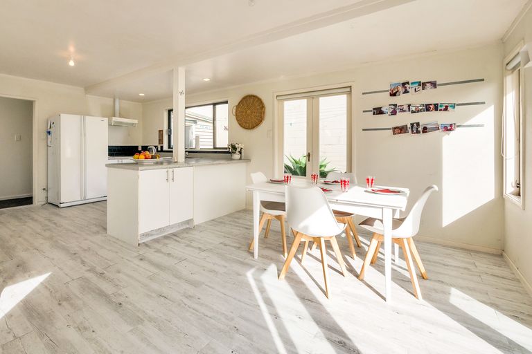 Photo of property in 428 Hibiscus Coast Highway, Orewa, 0931