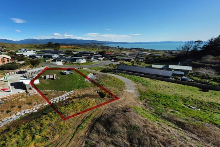 Photo of property in 16 Pohutukawa Place, Pohara, Takaka, 7183