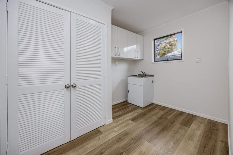 Photo of property in 114 Old Wairoa Road, Papakura, 2110