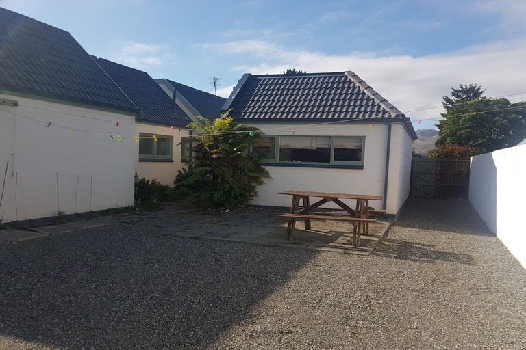 Photo of property in 1 Redwood Place, Oxford, 7430