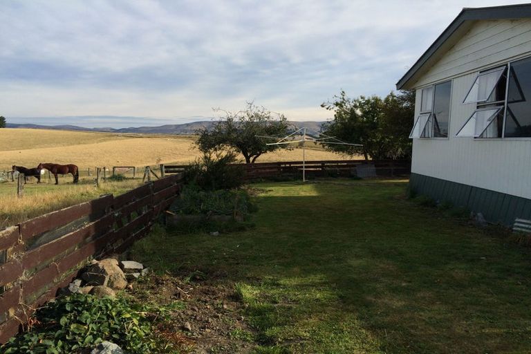 Photo of property in 86 Totara Island Road, Clifton, Balclutha, 9273