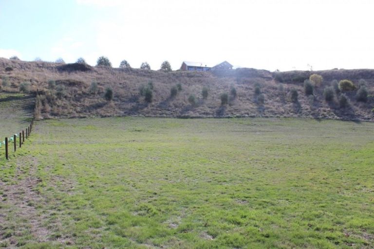 Photo of property in 19 Rangitukua Drive, Kuratau, Turangi, 3381