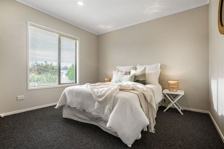 Photo of property in 116a Archers Road, Glenfield, Auckland, 0629
