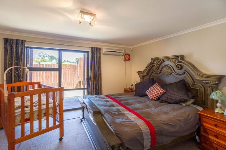 Photo of property in 7 Ruapehu Drive, Fitzherbert, Palmerston North, 4410