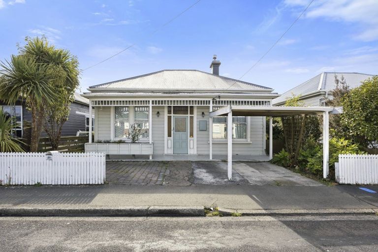 Photo of property in 21 Atkinson Street, South Dunedin, Dunedin, 9012
