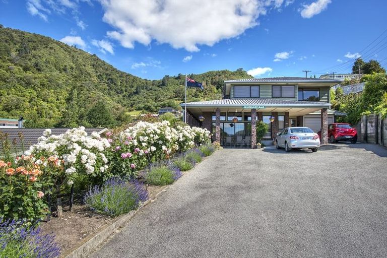 Photo of property in 5 Seaview Crescent, Picton, 7220