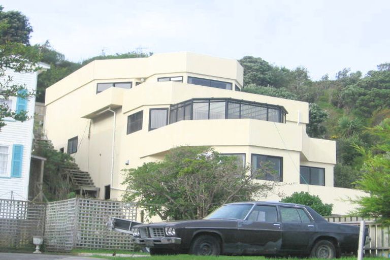 Photo of property in 86 Mana Esplanade, Paremata, Porirua, 5026
