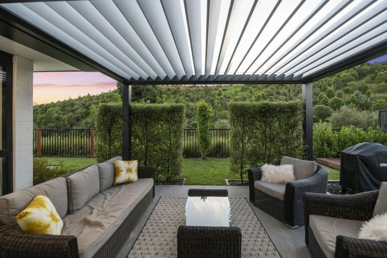 Photo of property in 84 Pakanga Grove, Pyes Pa, Tauranga, 3112