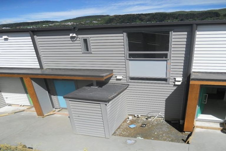 Photo of property in 2/7 Handyside Street, Tawa, Wellington, 5028