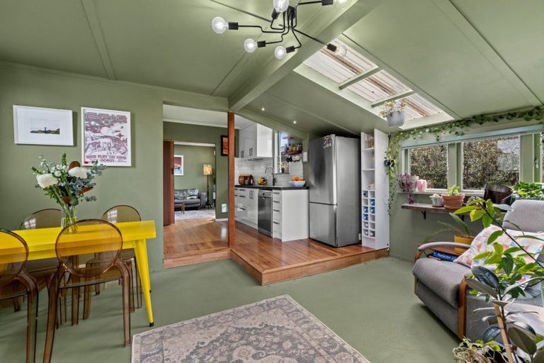 Photo of property in 4 Kuku Street, Te Awanga, 4102
