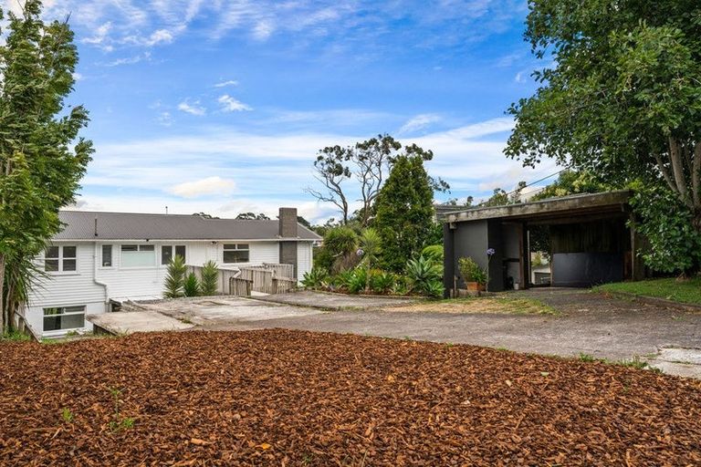 Photo of property in 224 Don Buck Road, Massey, Auckland, 0614