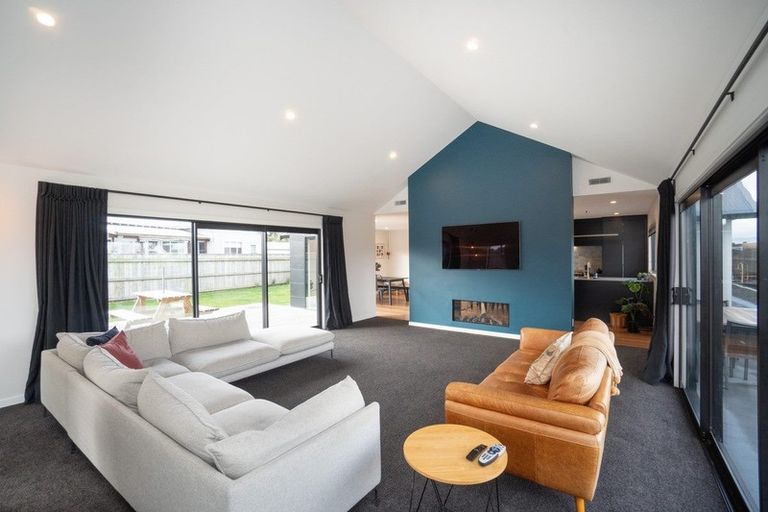 Photo of property in 153 James Line, Kelvin Grove, Palmerston North, 4414