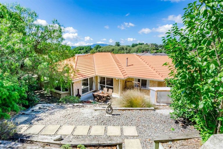 Photo of property in 14 Kennedy Place, Waikanae Beach, Waikanae, 5036