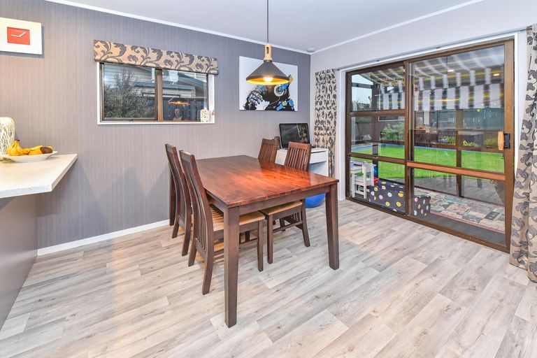 Photo of property in 33a Manse Road, Pahurehure, Papakura, 2113