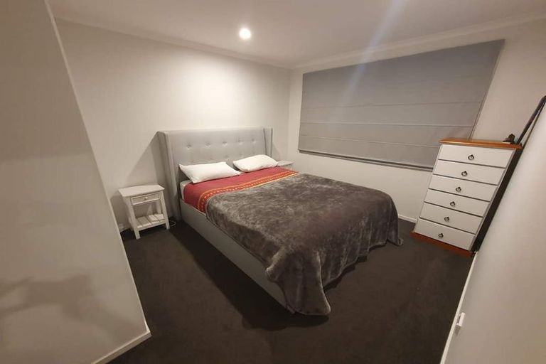 Photo of property in 10b Toatoa Place, Mangere Bridge, Auckland, 2022