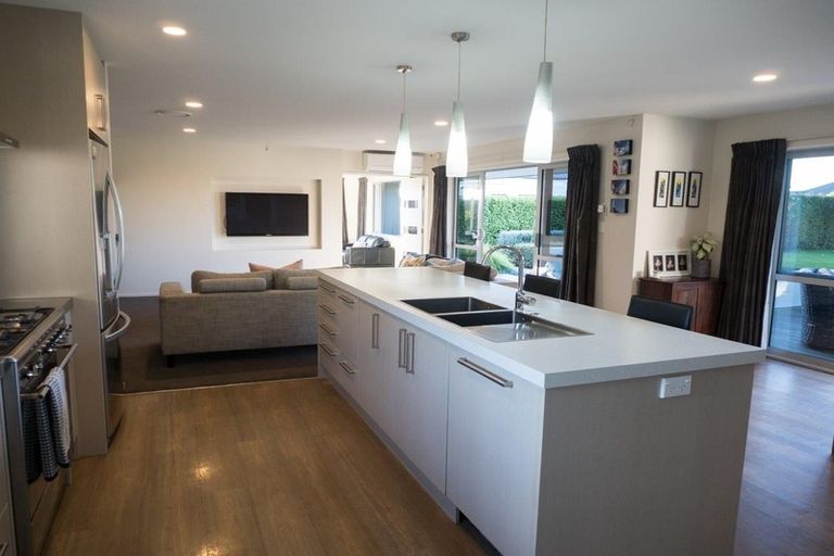 Photo of property in 18 Preston Avenue, West Melton, 7618