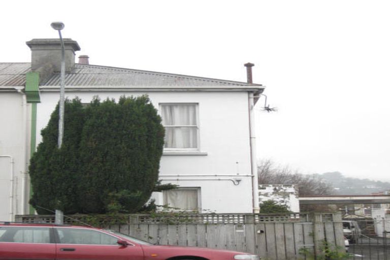 Photo of property in 16 Howe Street, North Dunedin, Dunedin, 9016