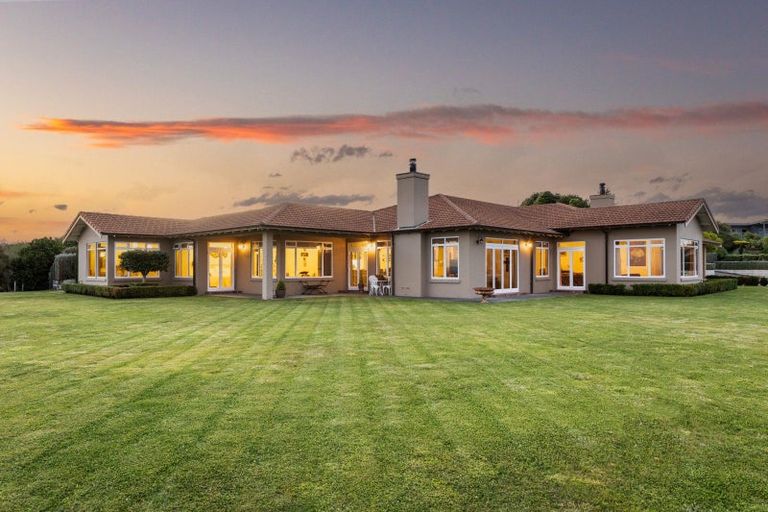 Photo of property in 119 Eskridge Drive, Eskdale, Napier, 4182