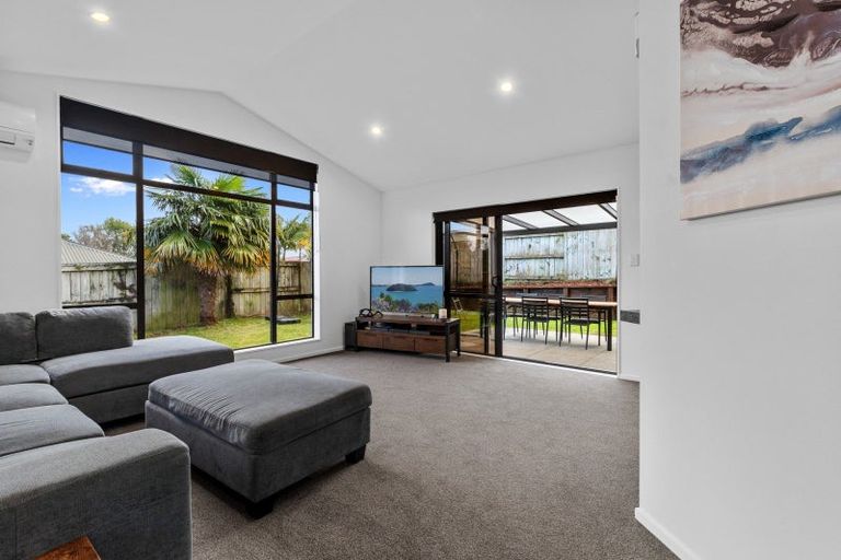 Photo of property in 18 Rosella Drive, Welcome Bay, Tauranga, 3112