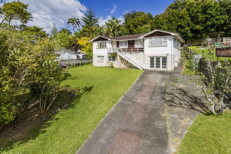 Photo of property in 26 Awaruku Road, Torbay, Auckland, 0630