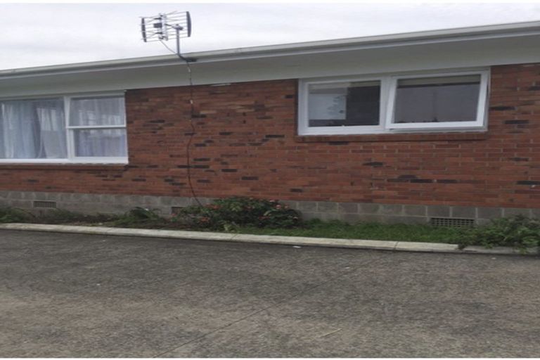 Photo of property in 2/342 Lake Road, Hauraki, Auckland, 0622