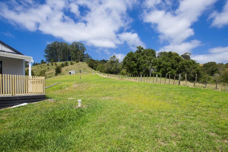 Photo of property in 55 Harrington Road, Muriwai, Gisborne, 4072