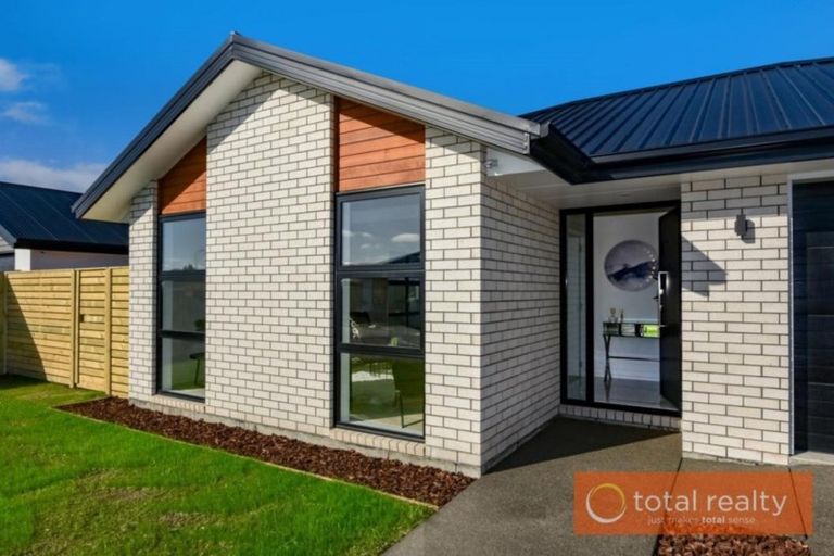 Photo of property in 5 Dahlia Drive, Wigram, Christchurch, 8025