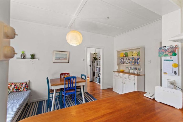 Photo of property in 16 Stark Street, Durie Hill, Whanganui, 4500