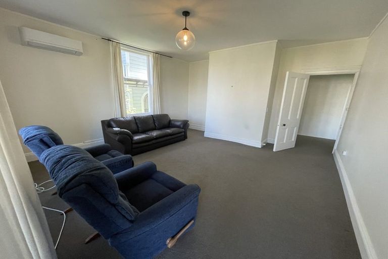 Photo of property in 1/14 Clifton Terrace, Kelburn, Wellington, 6012