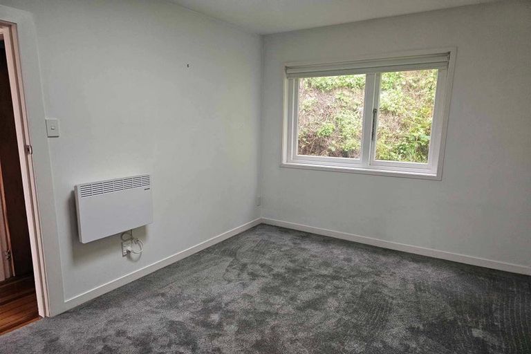 Photo of property in 64a Northland Road, Northland, Wellington, 6012