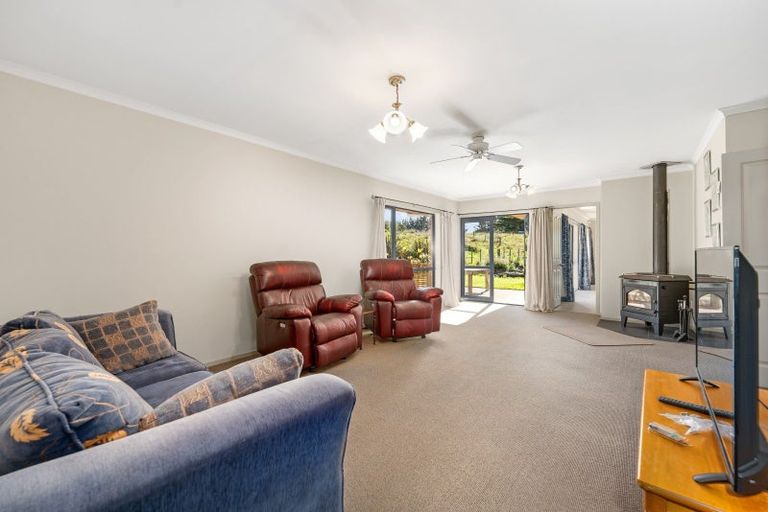Photo of property in 65 Monteith Street, Halcombe, Feilding, 4779