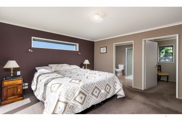 Photo of property in 200 High Street, Waimate, 7924